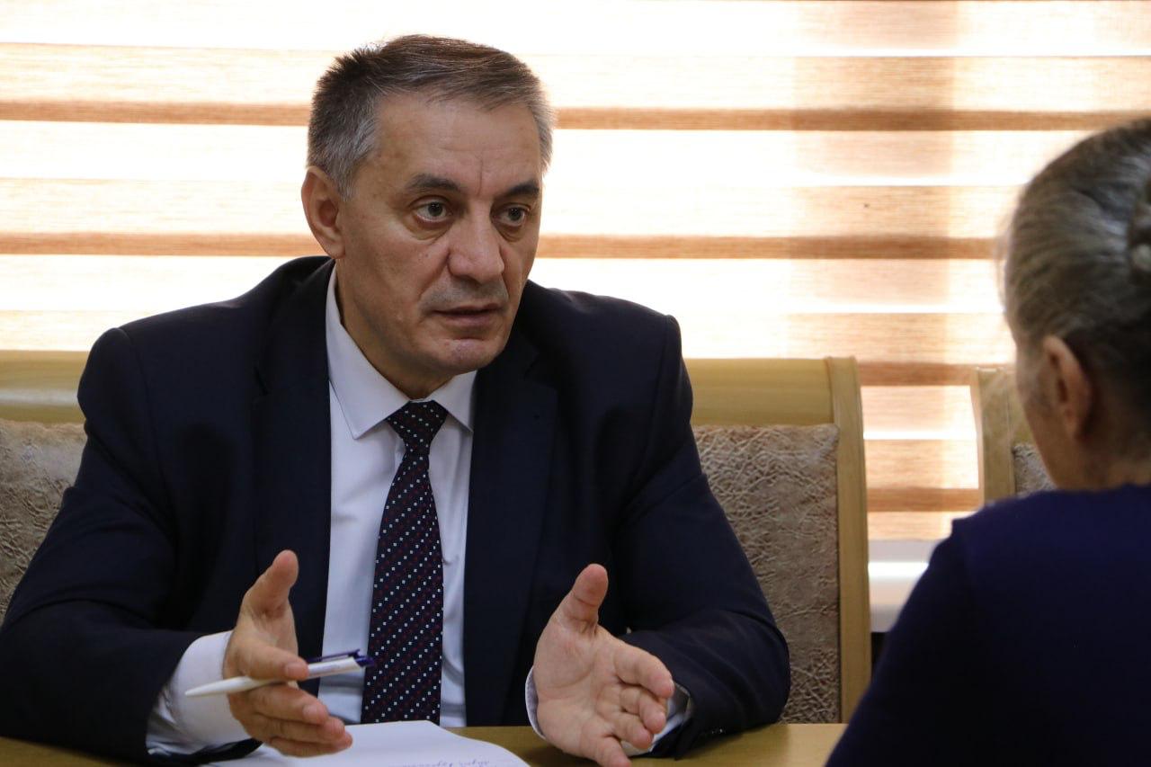 Абдурахман Махмудов провел личный прием граждан в Кизляре