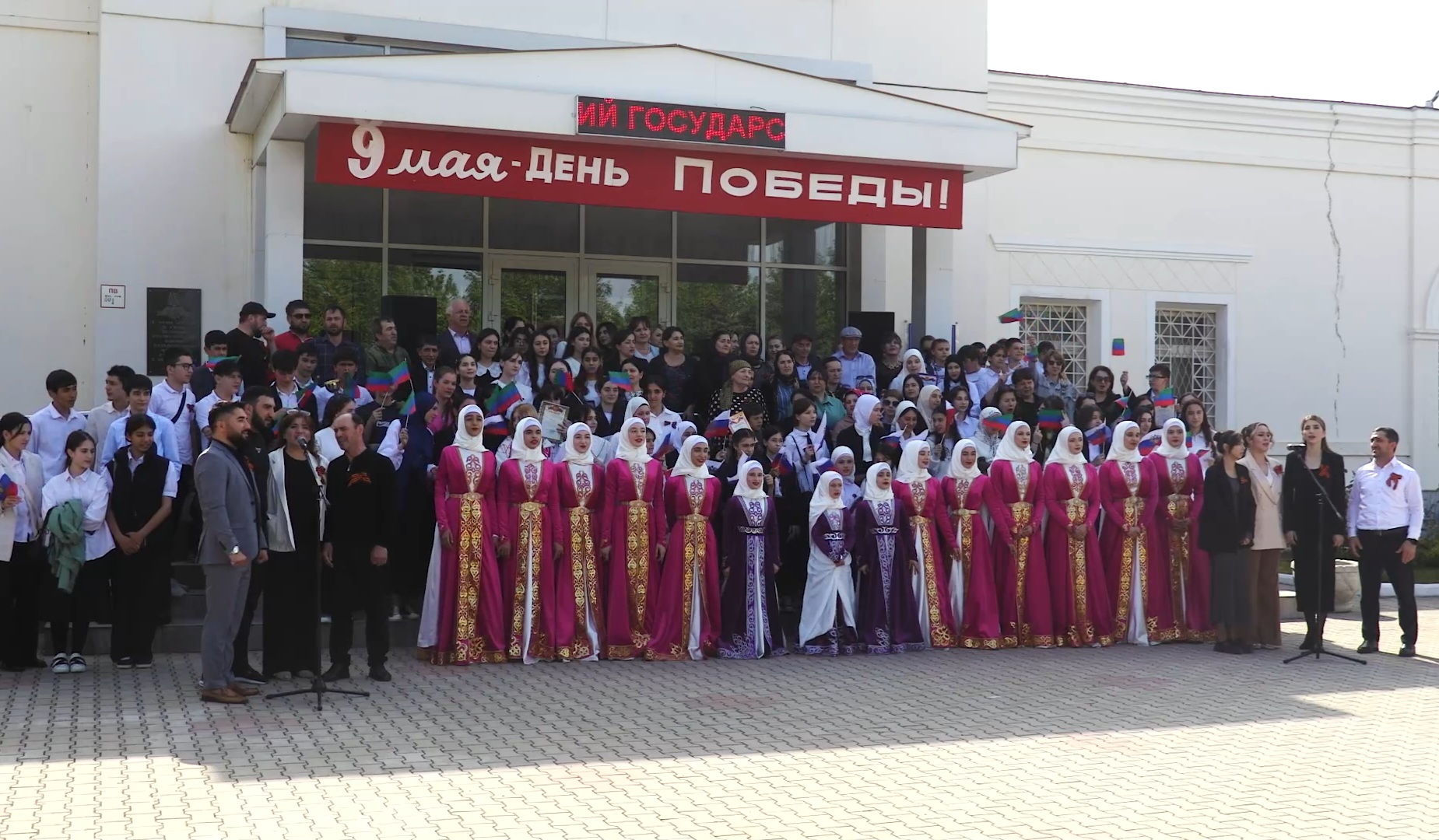 Коллектив Даргинского театра участвовал во всероссийской акции «Хор Победы»