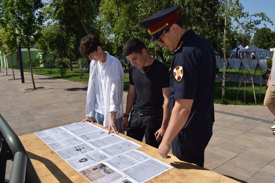 В Дагестане росгвардейцы приняли участие в праздновании Дня молодежи