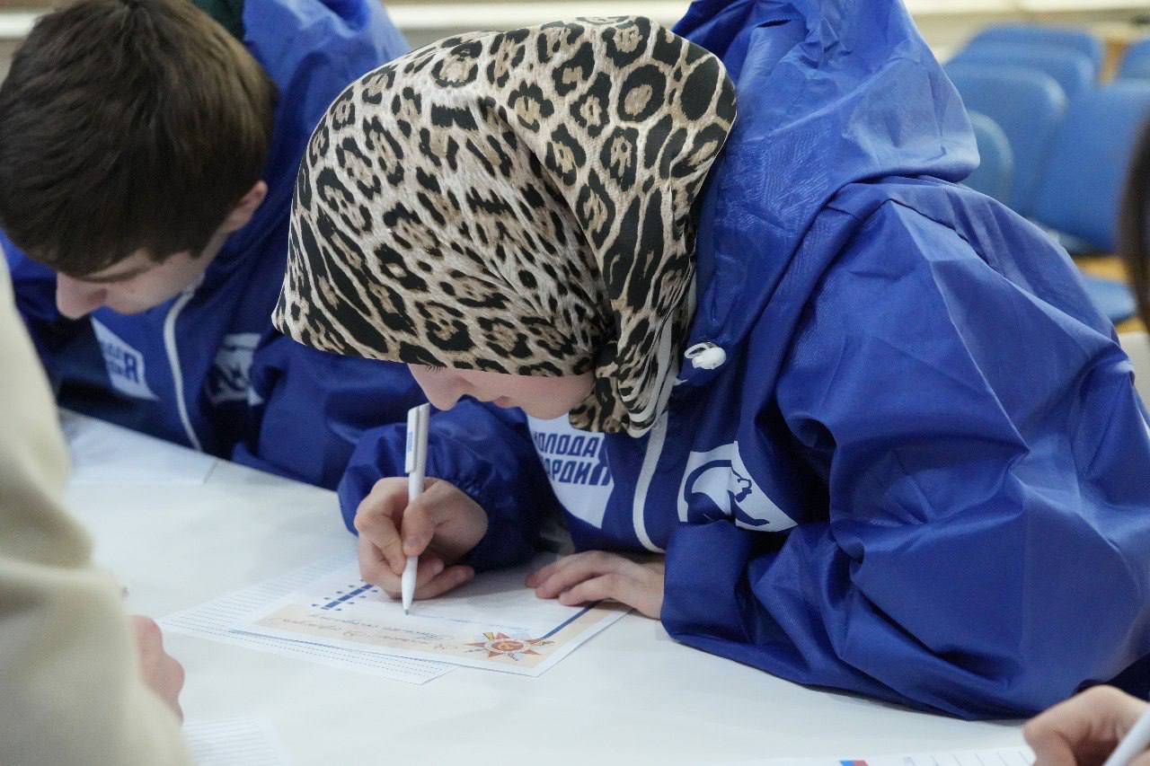 Молодогвардейцы Дагестана присоединились к акции «Теплые строки Победы»