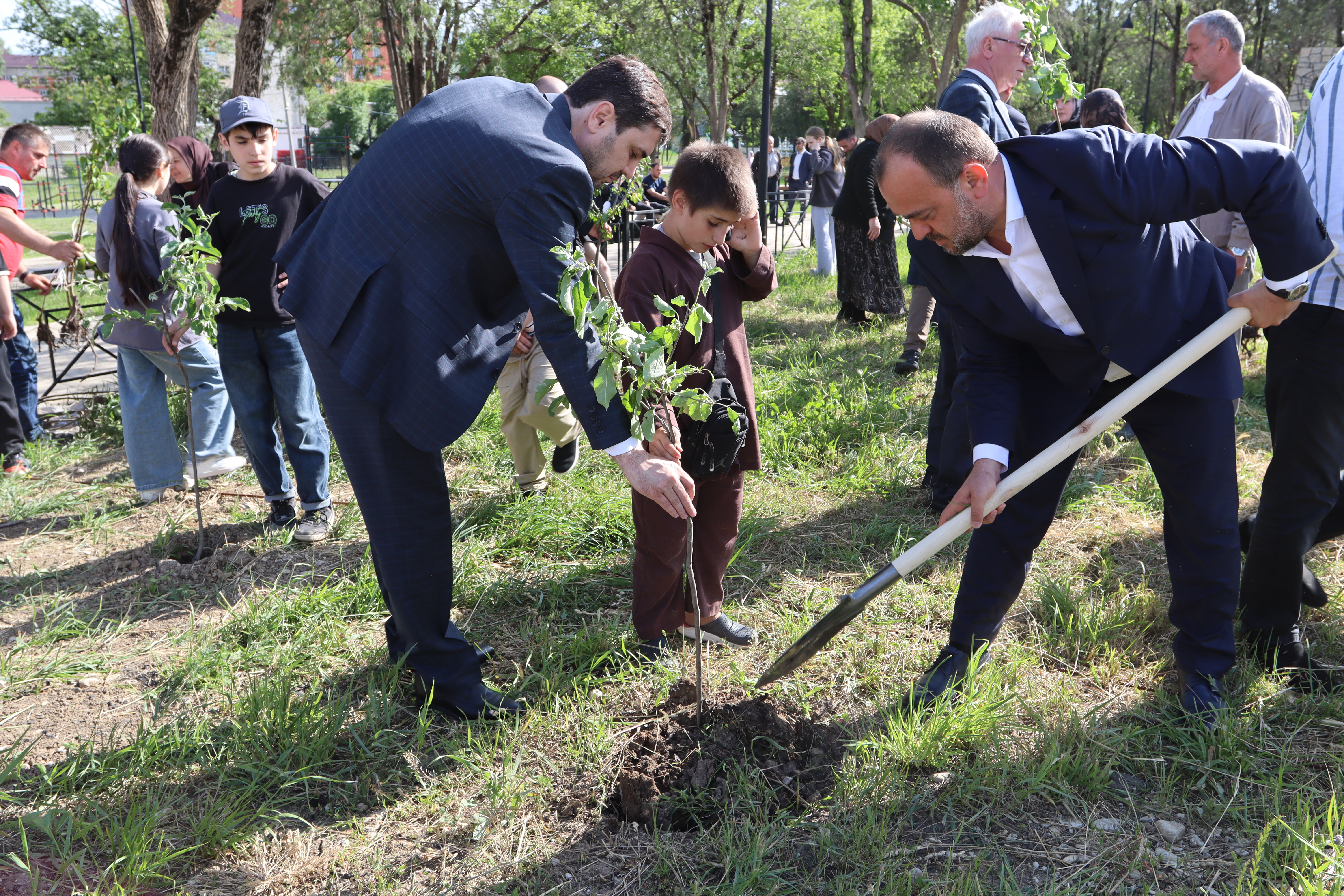 В Буйнакске открыли «Сад памяти»