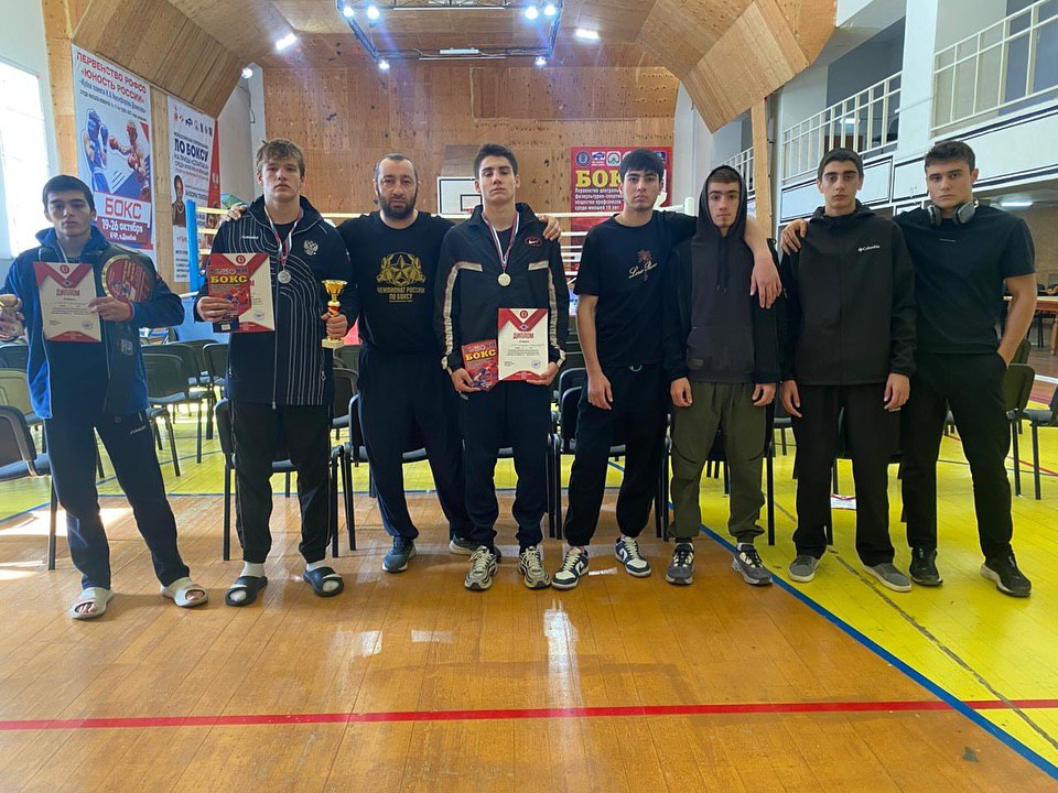 Дагестанские боксеры увозят с турнира в Домбае пять медалей