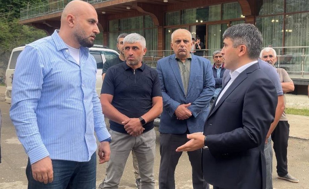 Минприроды Дагестана внесло ясность в ситуацию с заграждением территории водопада