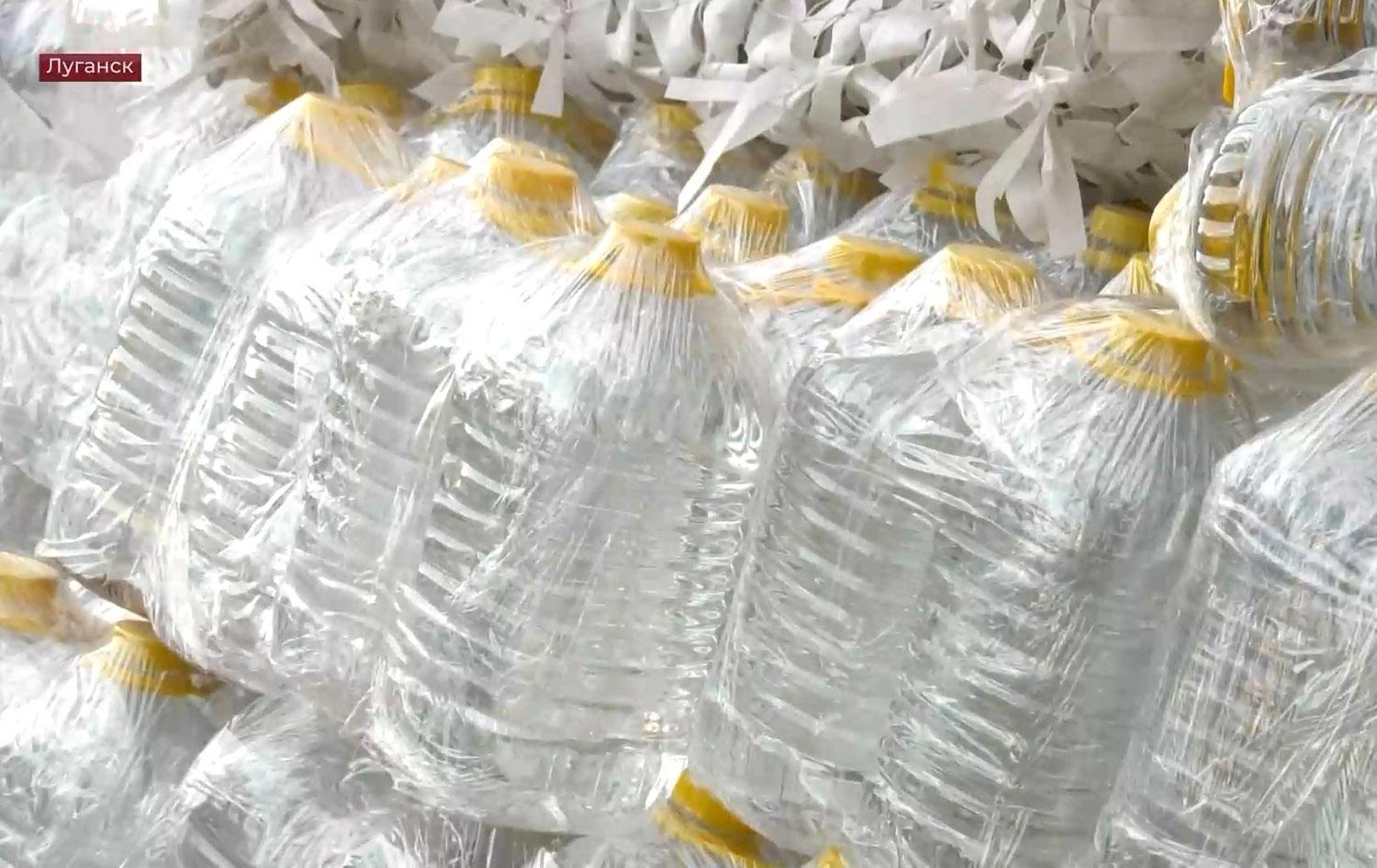 Асият Алиева отправила гуманитарную помощь в Луганскую Народную Республику