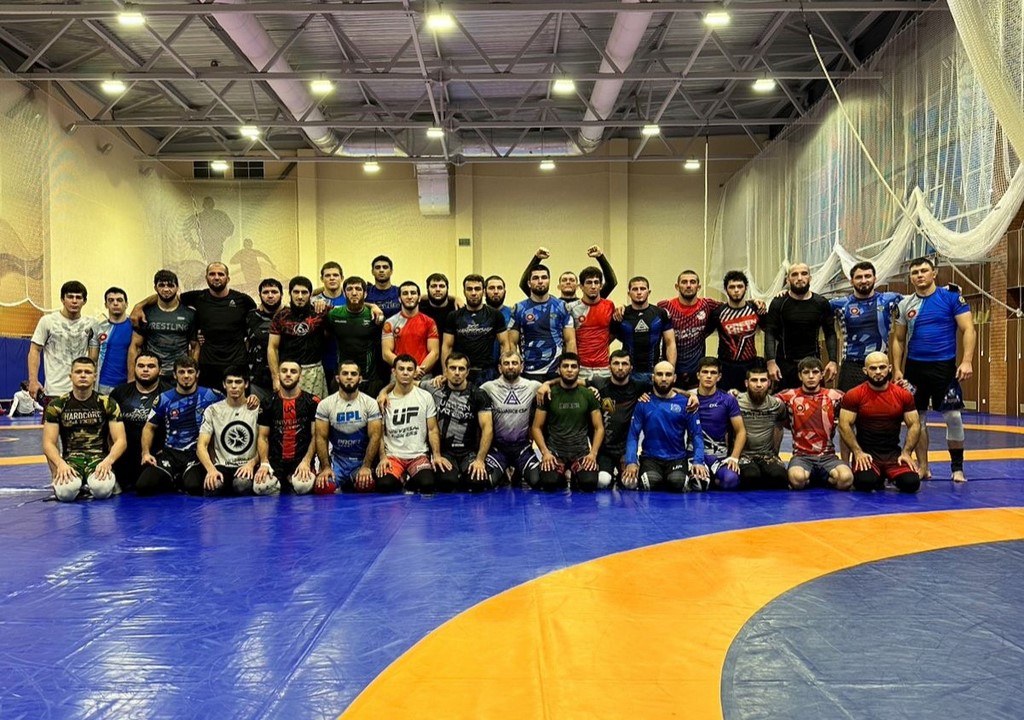 Россию на Чемпионате мире по грэпплингу представят 13 дагестанцев