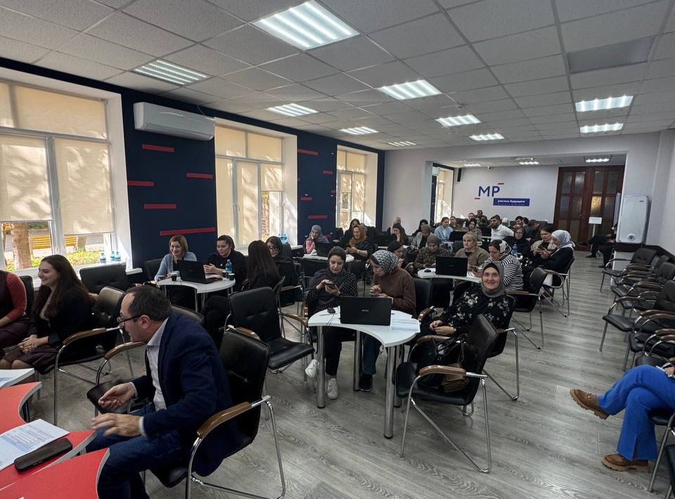 В Дагестанском институте развития образования обсудили использование ИИ в образовательном процессе