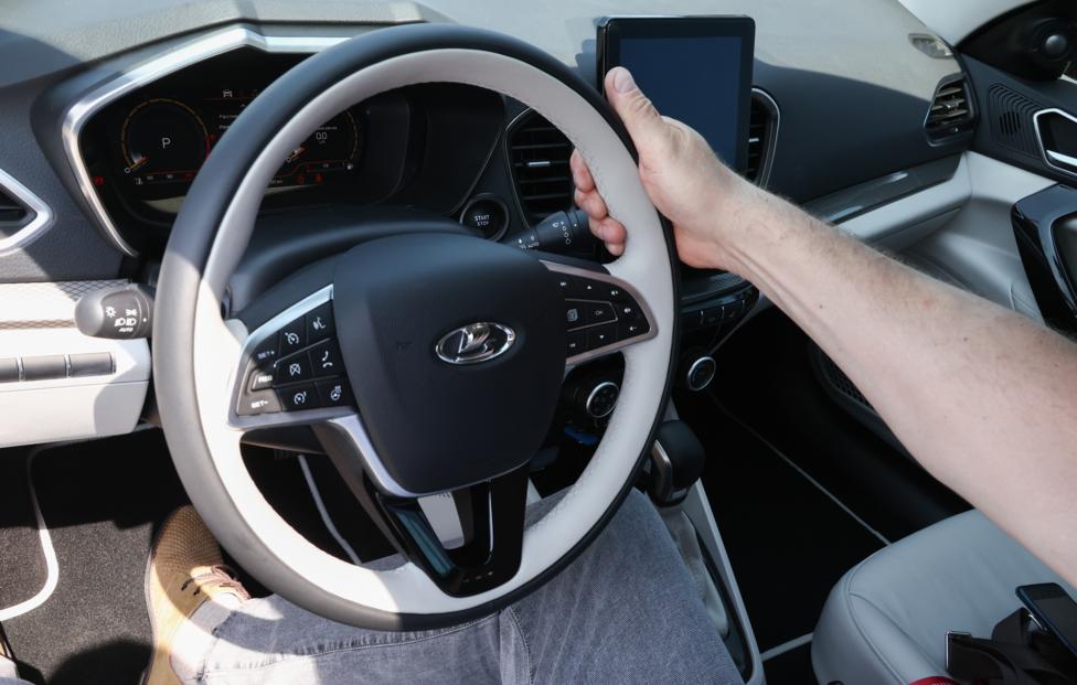 Продажи Lada Aura планируется начать в декабре 2024 года