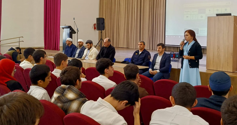 Встреча в Гергинской школе: вместе против экстремизма!