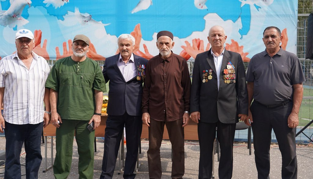 В Хасавюрте прошел турнир по мини-футболу в честь погибших сотрудников правоохранительных органов