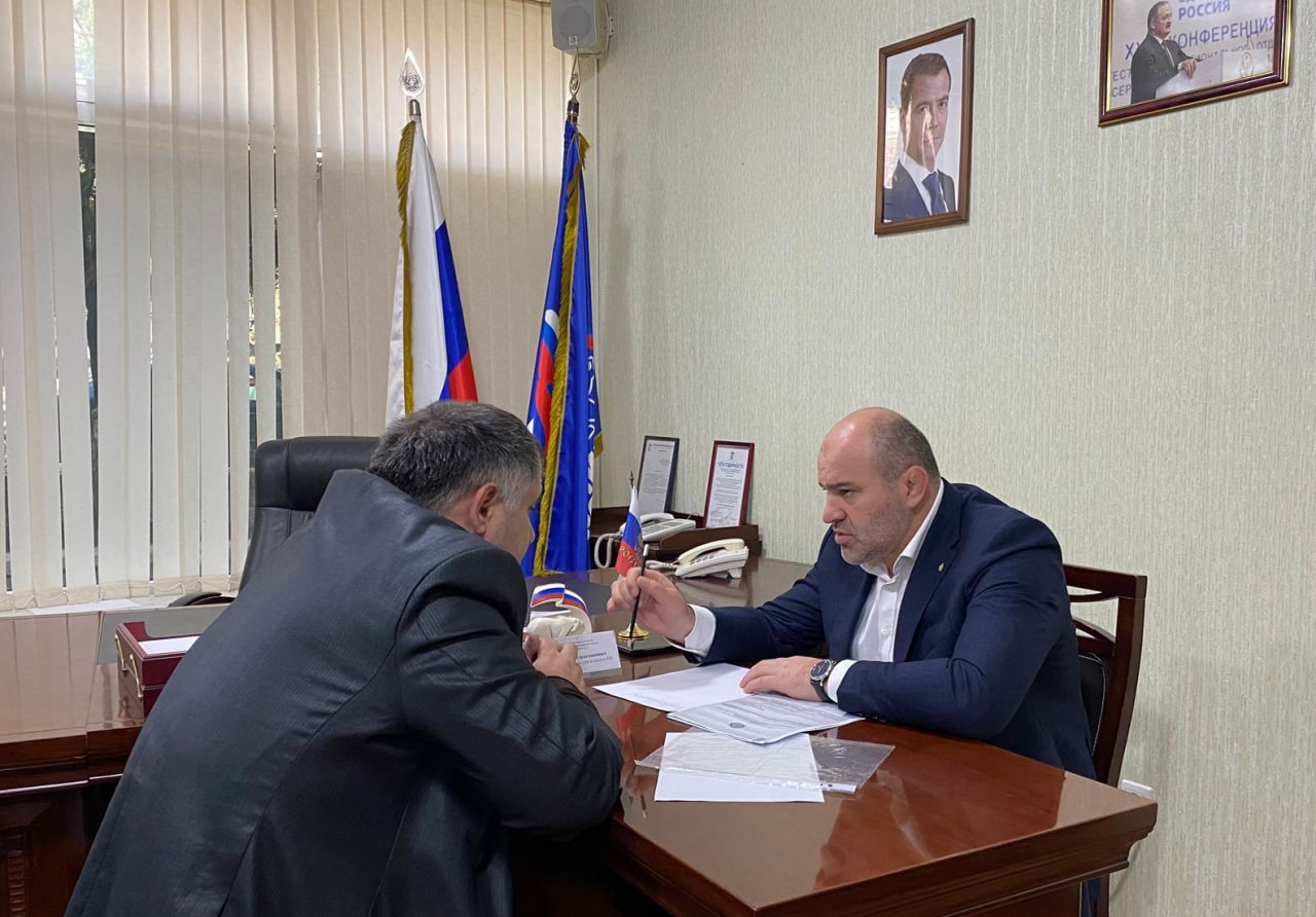 Сажид Сажидов провел прием граждан Общественной приемной Дмитрия Медведева