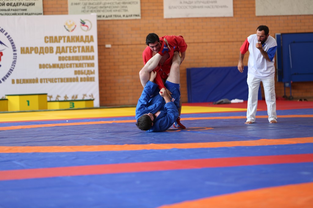 Самбисты Махачкалы и Карабудахкентского района – триумфаторы Спартакиады народов Дагестана