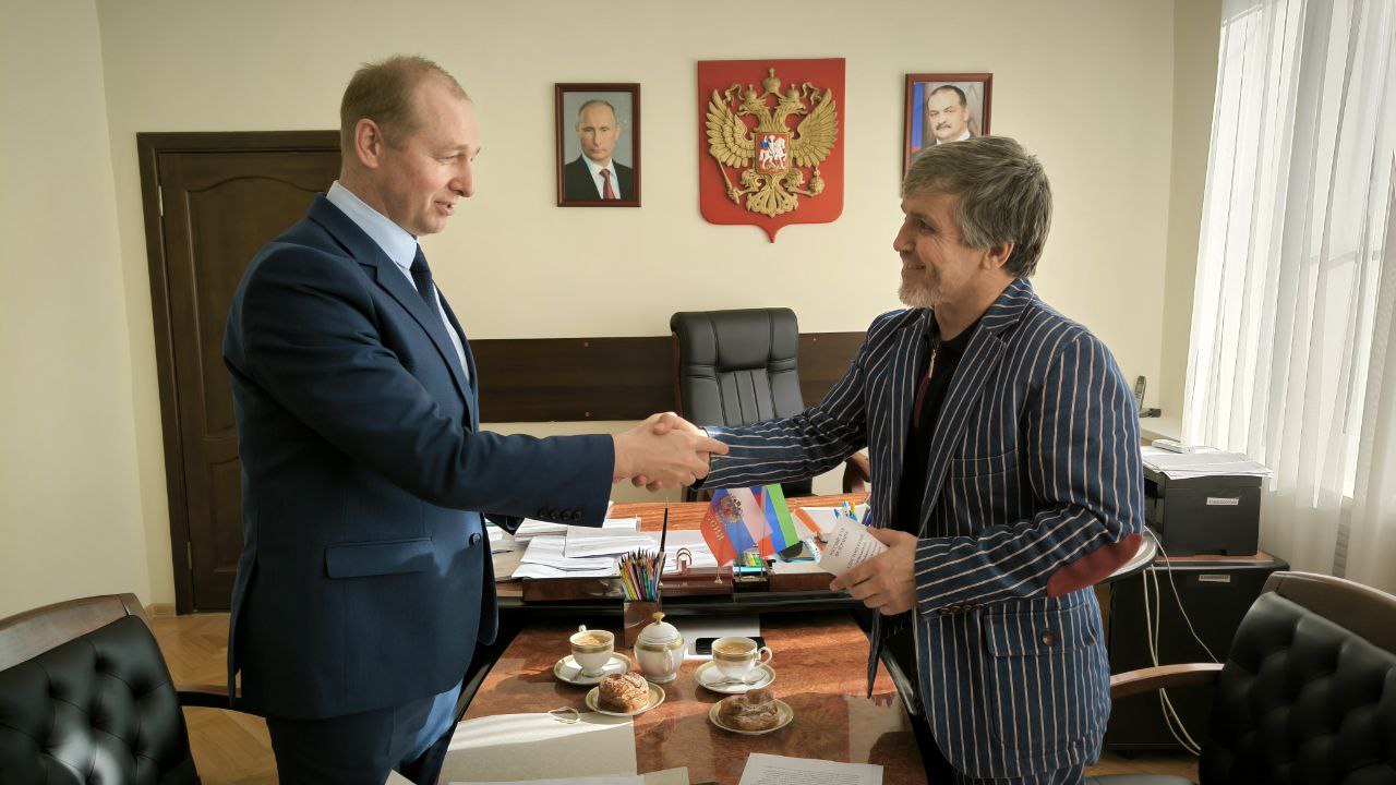 Сотрудник Госжилинспекции Дагестана отправился добровольцем на СВО