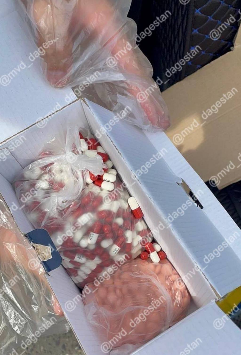 Свыше 1000 таблеток трамадола и лирики обнаружили у жителя Махачкалы