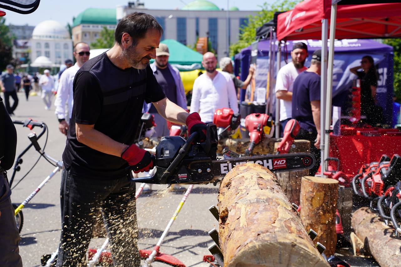 В Махачкале прошла первая мультибрендовая выставка строительных инструментов BISMAR EXPO 2025