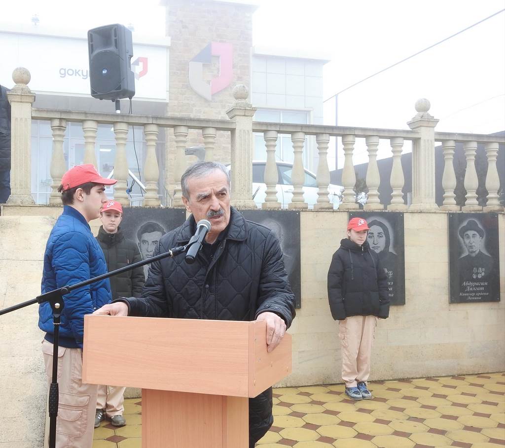 Нурбаганд Нурбагандов принял участие в открытии мемориальных плит участникам СВО