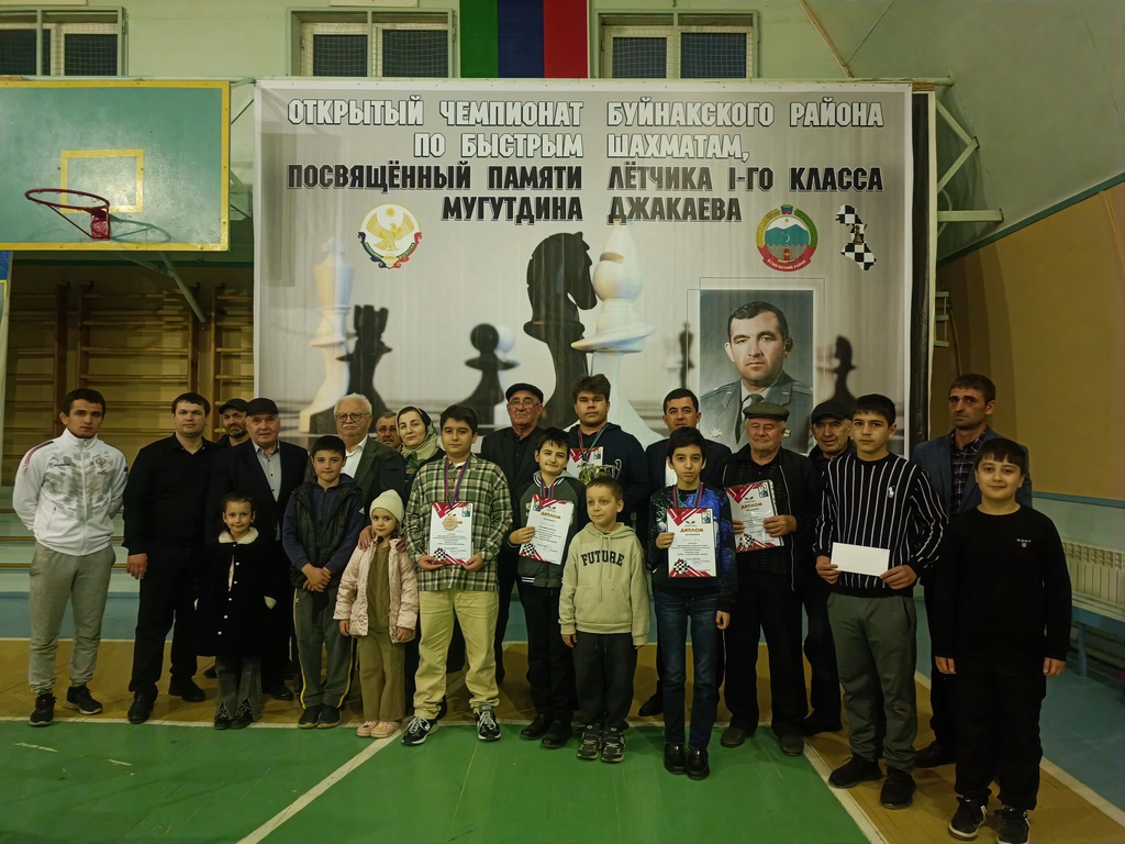 Шахматист Руслан Зульпикаров выиграл турнир памяти летчика Мугутдина Джакаева