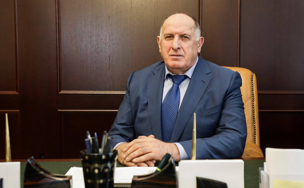 Премьер-министр Дагестана поздравил жителей республики с Днем знаний