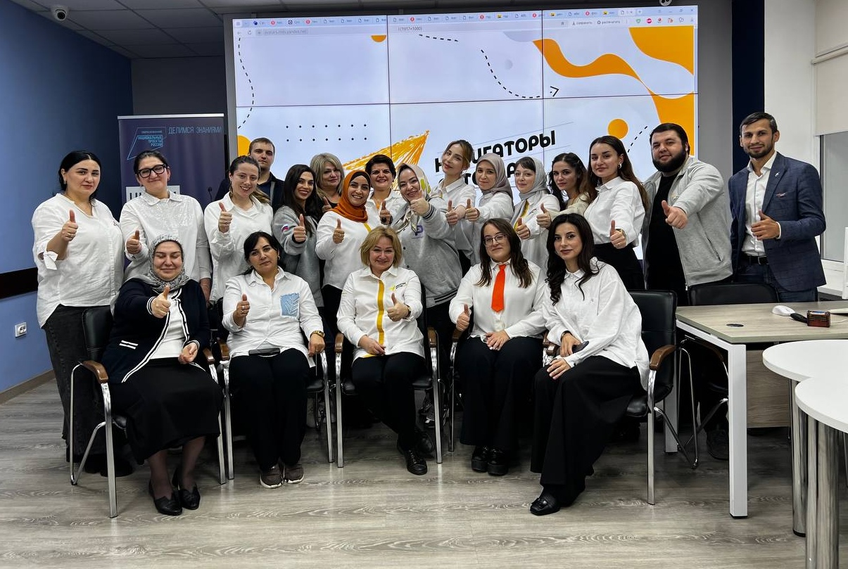 Советники директоров по воспитанию в Дагестане осваивают методы патриотического воспитания