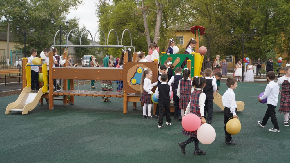 В Хасавюртовском районе благоустроили по федеральной программе 40 общественных парков