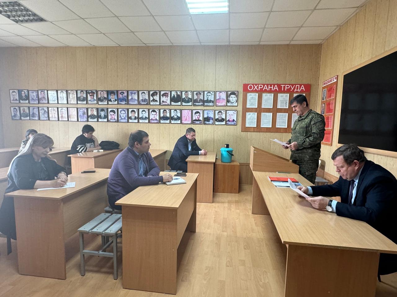 Вопросы весеннего призыва обсудили в Кизляре