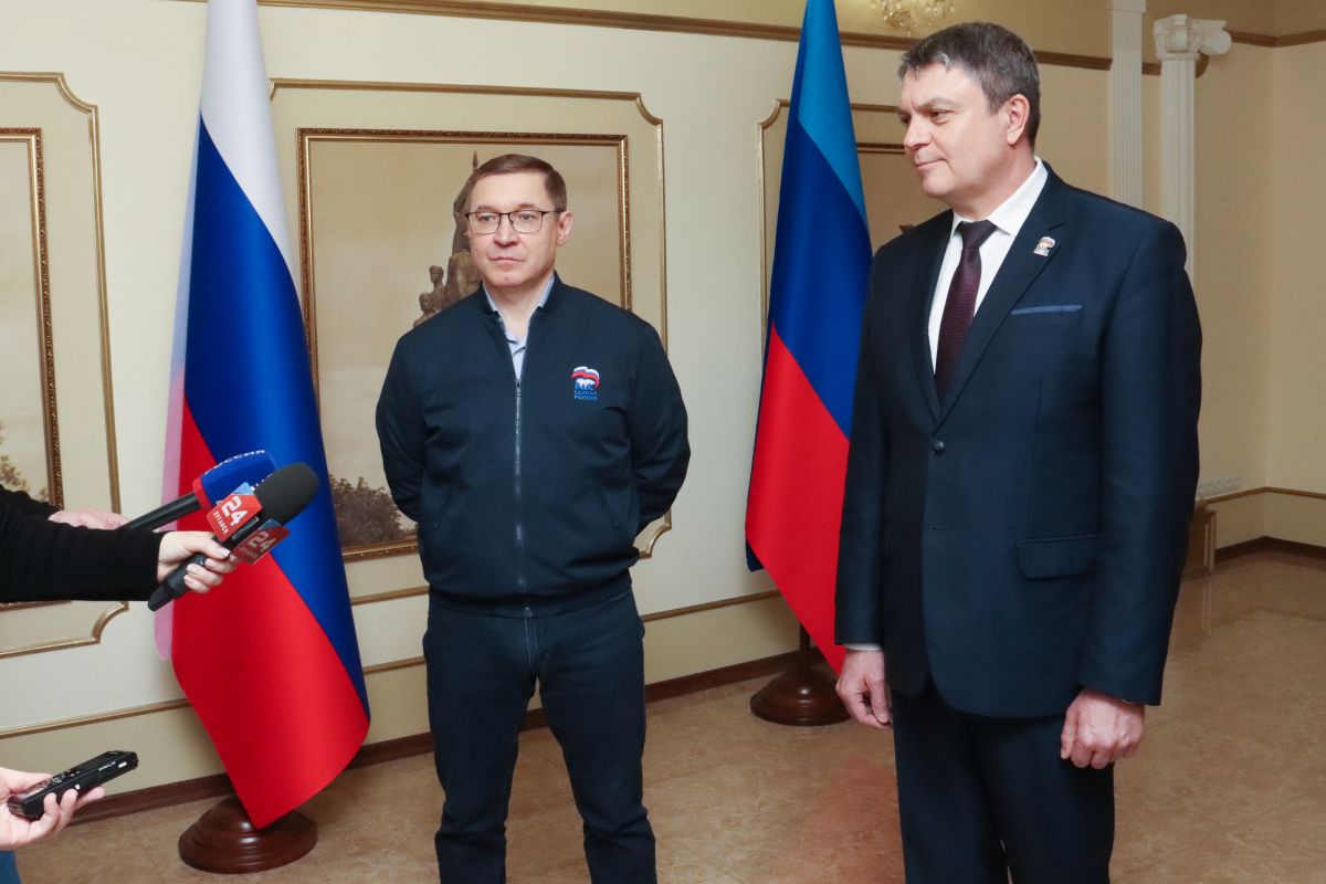 Секретарь Генсовета «ЕР» обозначил основные направления работы партии в Год муниципального депутата