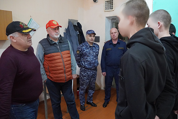 Условия содержания подростков в СИЗО проверили члены ОНК Дагестана