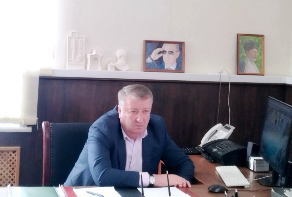 Заседание оргкомитета по подготовке к проведению новогодних праздников состоялось в Гунибском районе