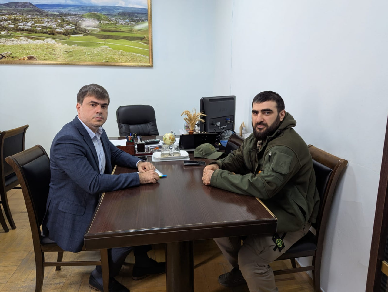 Хирург из Дагестана Заурбек Магомедов помогает бойцам на передовой