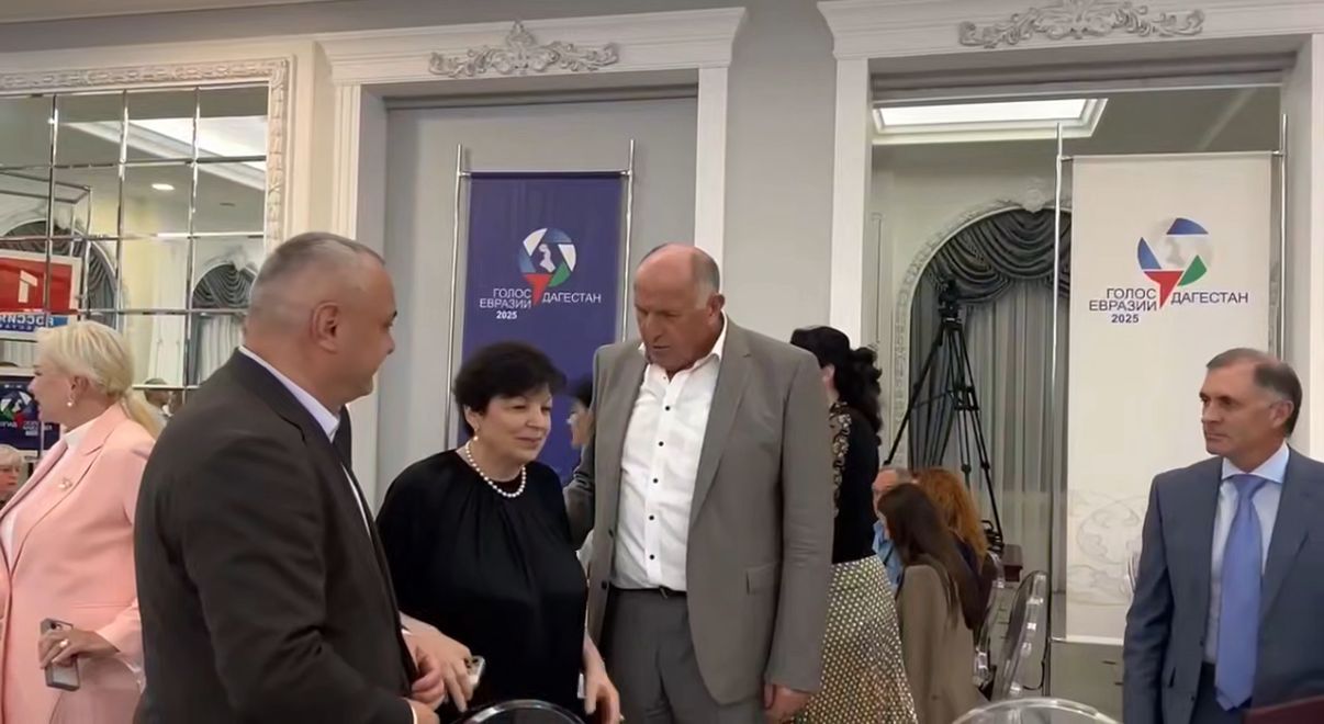 Абдулмуслим Абдулмуслимов прибыл на открытие Всероссийского фестиваля «Голос Евразии»