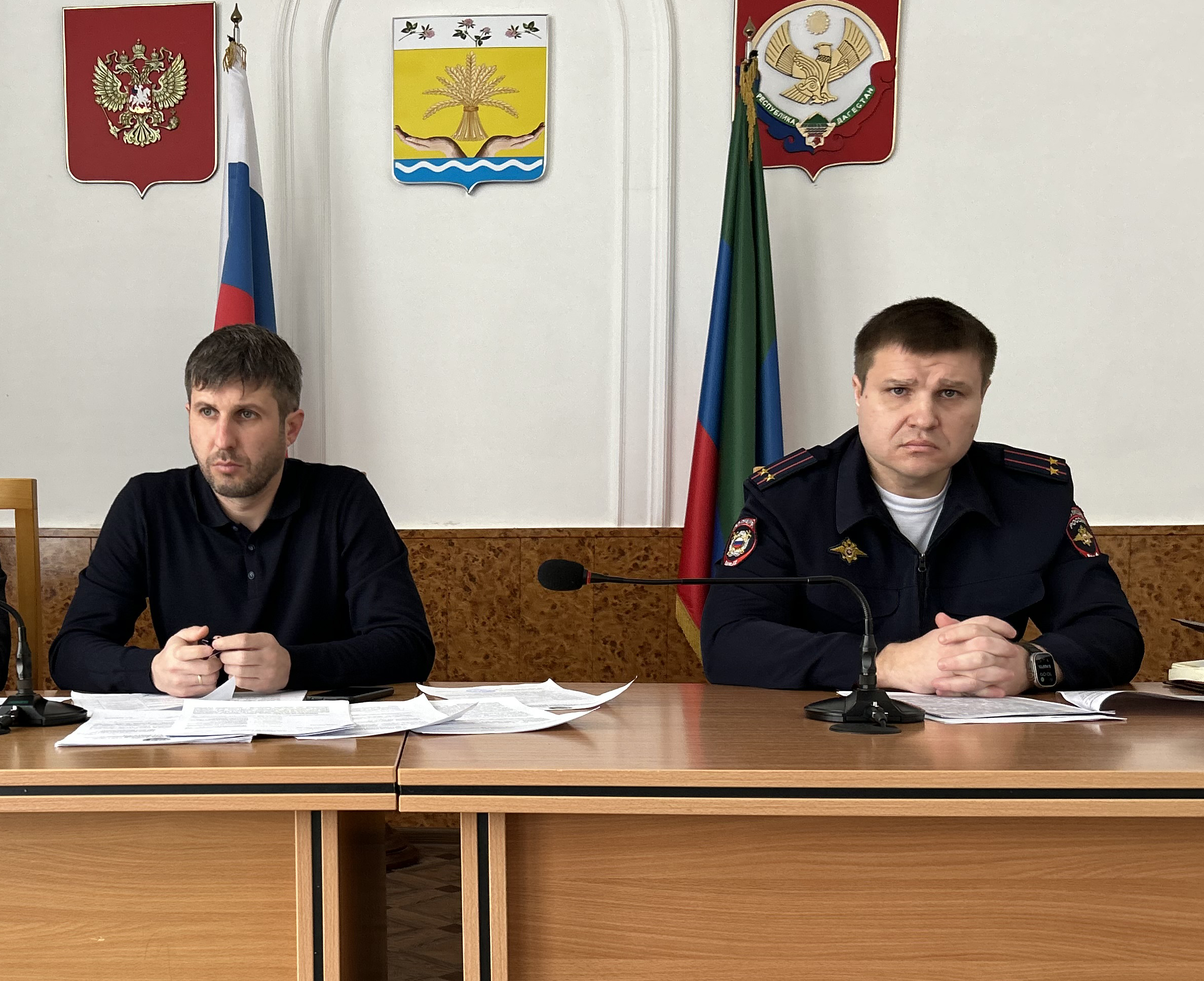 Василий Джамалов провел заседание АТК Тарумовского района