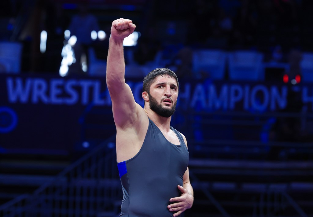 Садулаев и Угуев представят Россию на Чемпионате мира