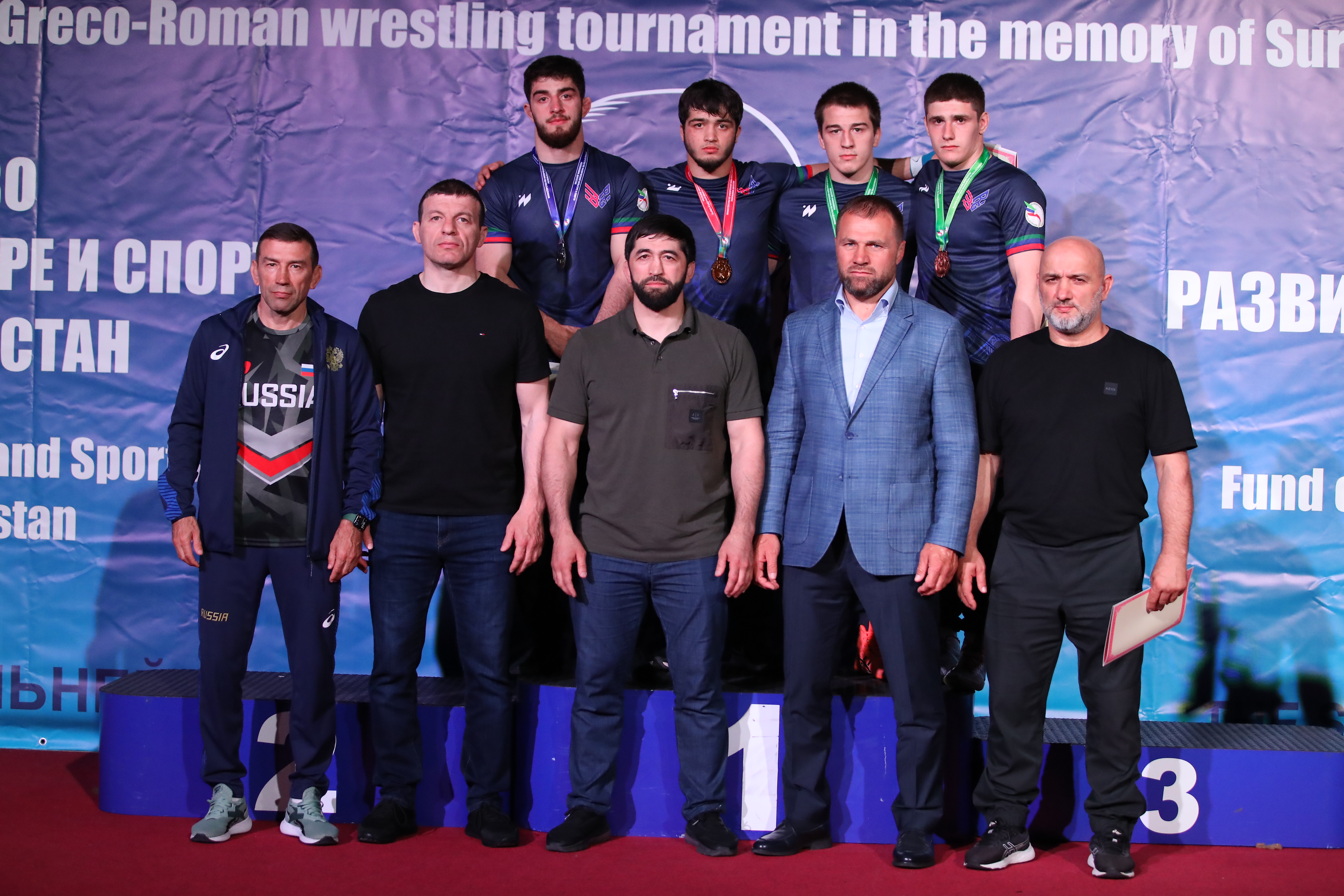 Дагестанские борцы-«классики» добыли шесть медалей на мемориале Асиятилова