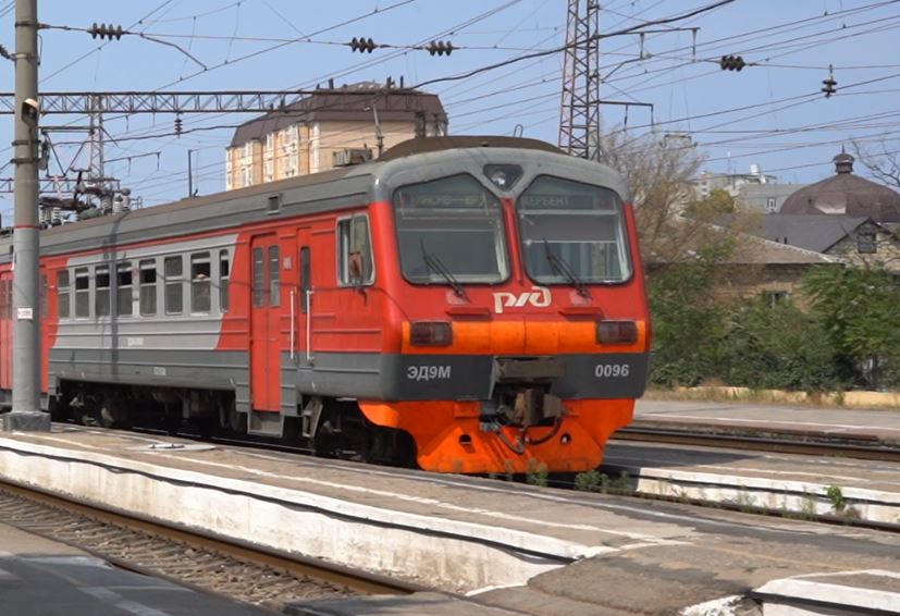 В Дагестане электровоз сбил 26-летнюю женщину