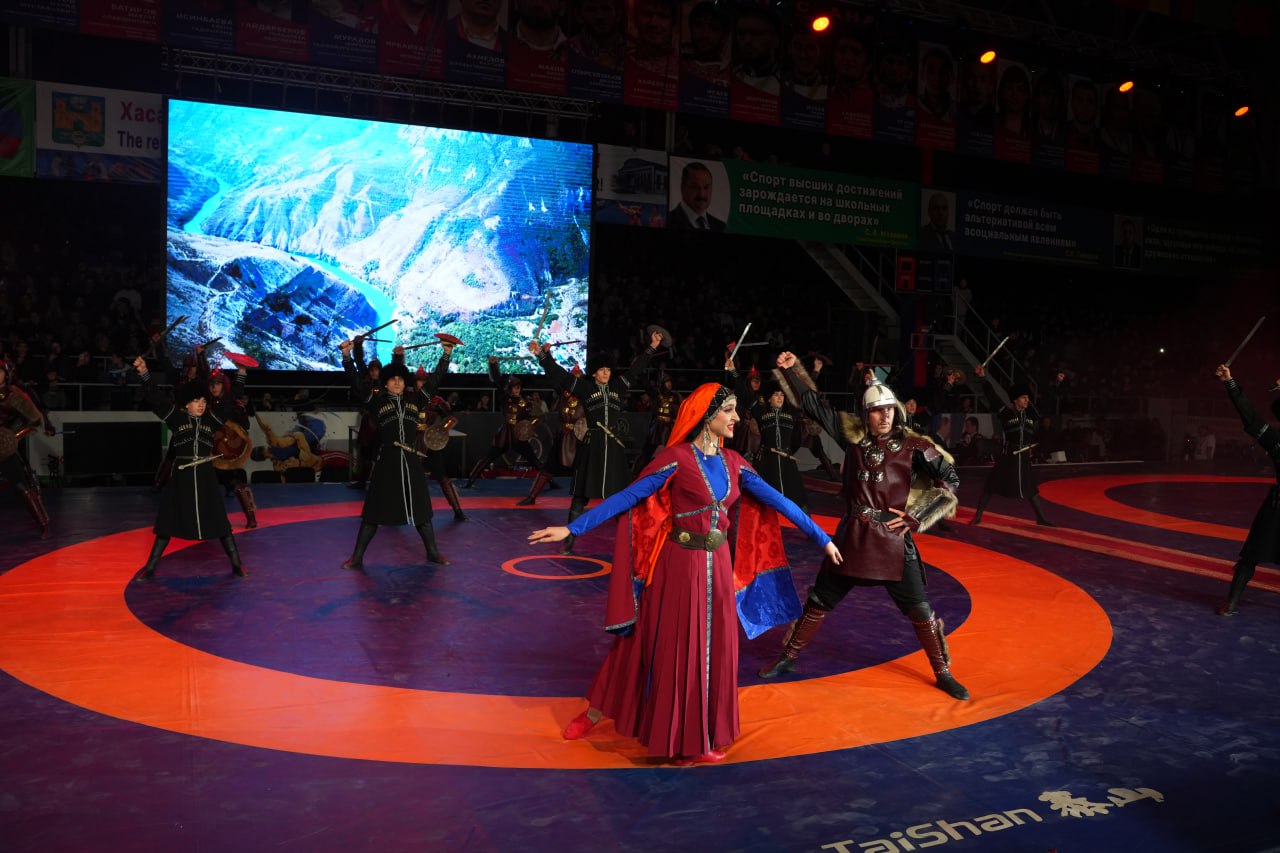 В Хасавюрте состоялось открытие Международного турнира памяти Шамиля Умаханова