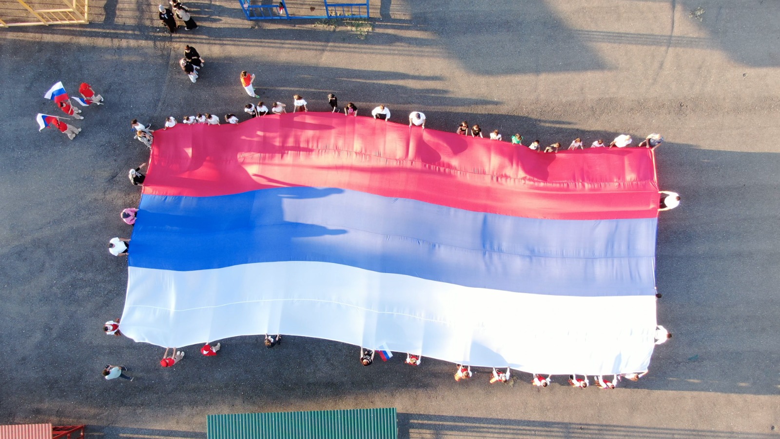 День российского флага отметили в Хасавюртовском районе