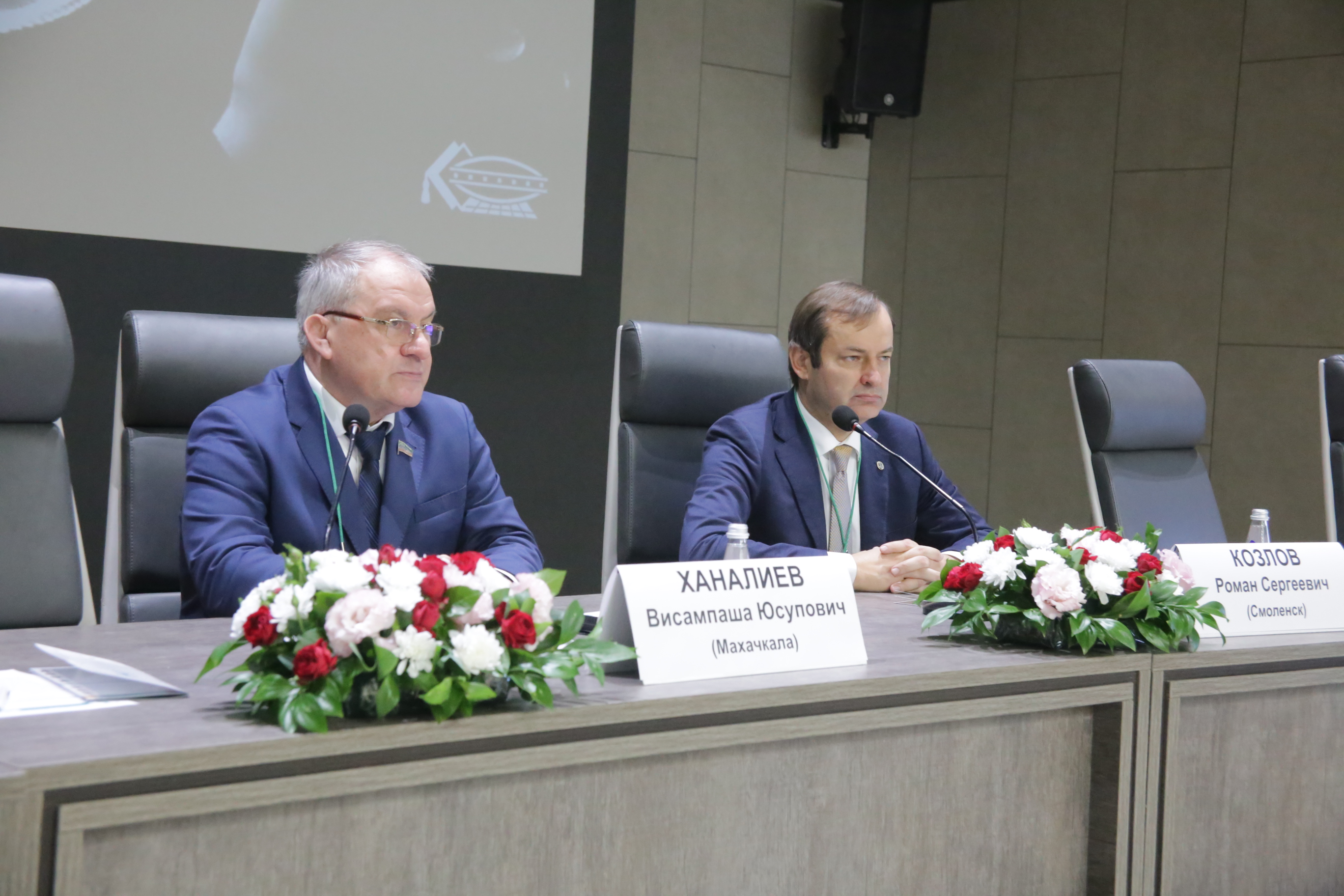 В ДГМУ открылась конференция по антимикробной терапии и клинической микробиологии