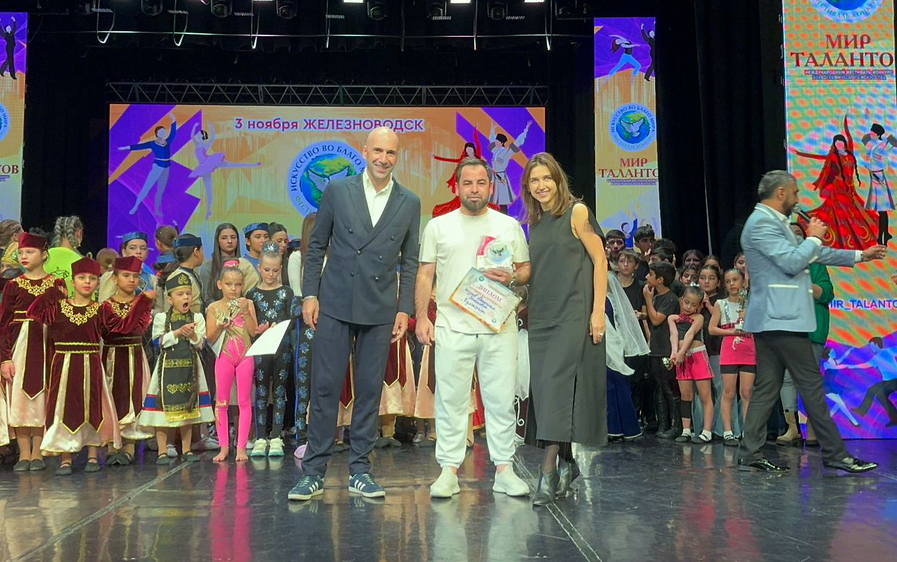 Кумторкалинцы блеснули на фестивале «Мир талантов»