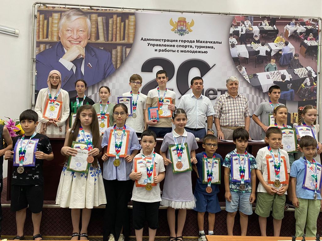 Определены лучшие шахматисты на Первенстве Дагестана