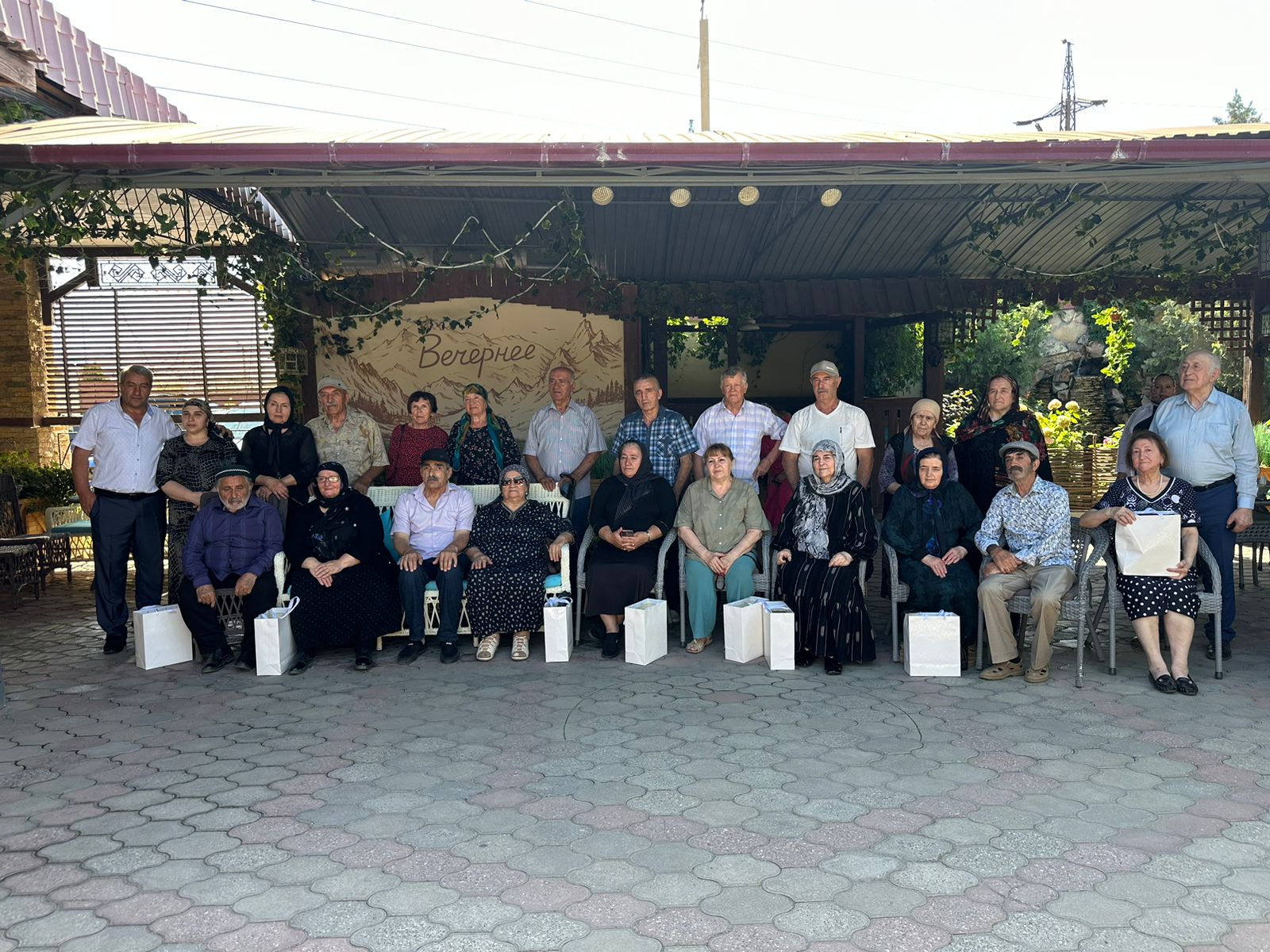 Коллектив Комплексного центра Каспийска отметил День семьи, любви и верности