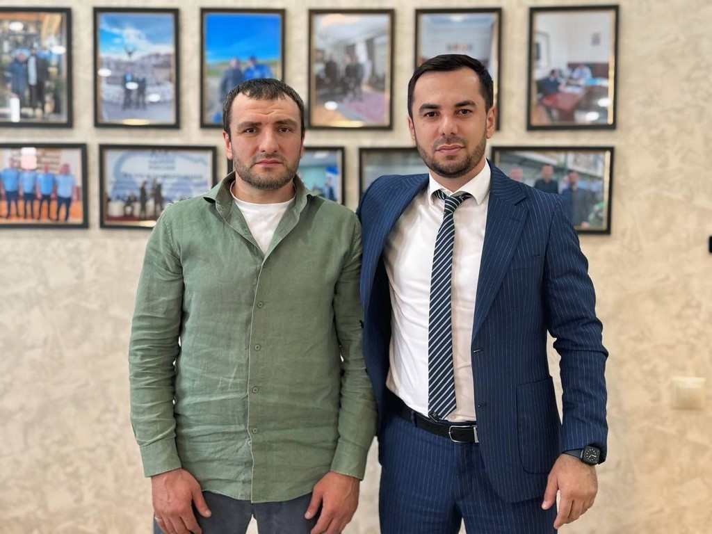 Глава Южно-Сухокумска провел встречу с участником СВО