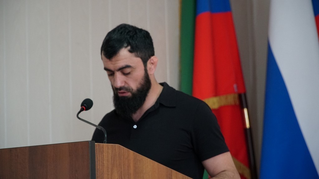 Вопросы контрактной службы рассмотрели в Дахадаевском районе