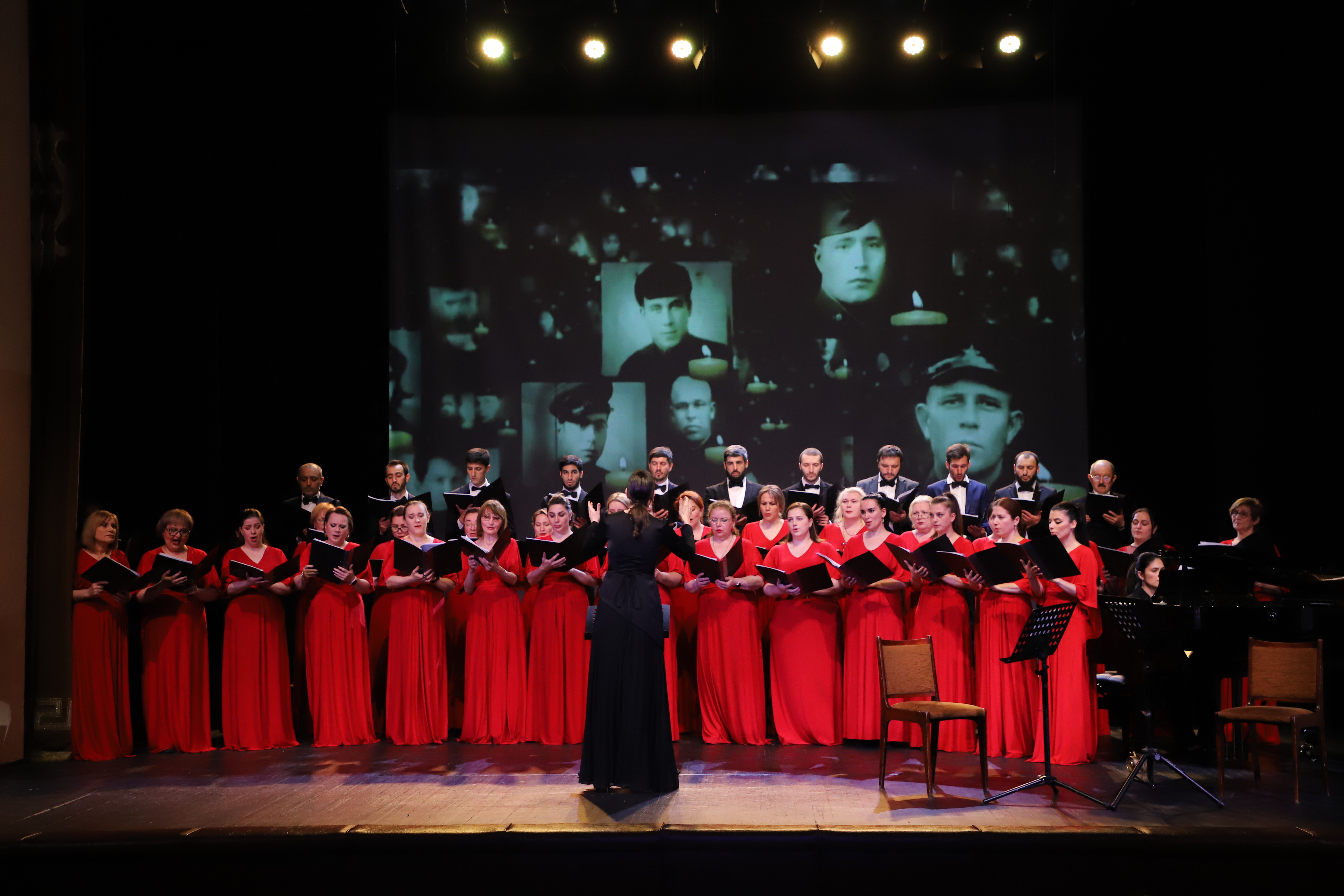 Хор Дагестанского государственного театра оперы и балета дал концерт в Махачкале