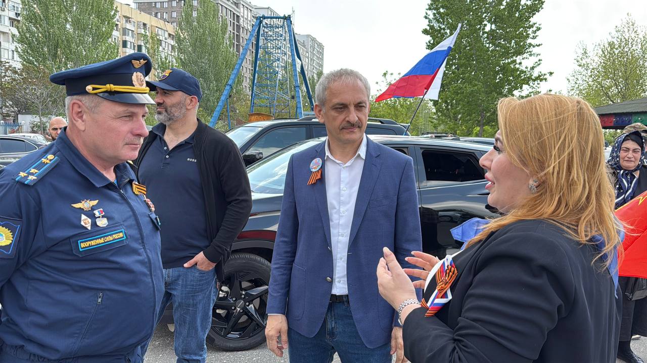 В Махачкале прошел ежегодный автопробег в память о героях страны