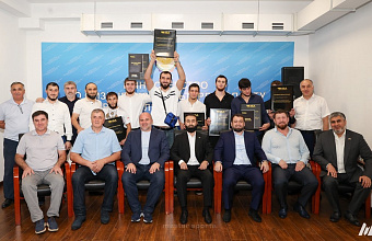 Триумфаторов Чемпионата России по боксу чествовали в Дагестане