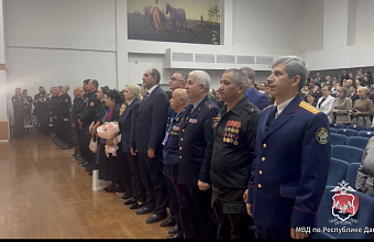 Полицейский класс открыли в Республиканском центре образования в Каспийске