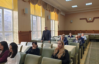 Вопросы реагирования на обращения граждан обсудили в Каякентском районе