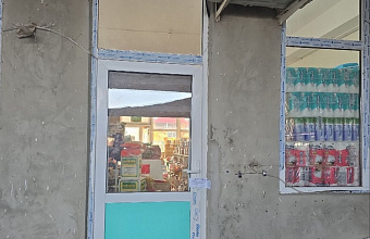 Приставы приостановили деятельность нескольких магазинов в Дагестане