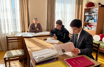 В Казбековском районе прошел отборочный тур олимпиады по избирательному праву