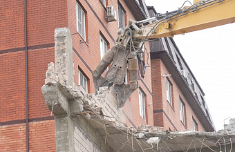 В Махачкале провели завершающий этап сноса очередного незаконного капитального объекта