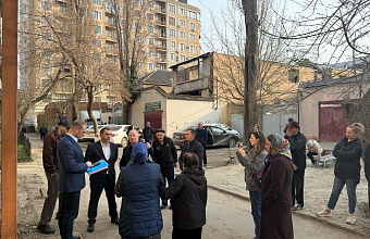 Активисты партпроекта «Школа ЖКХ» встретились с жильцами многоквартирного дома